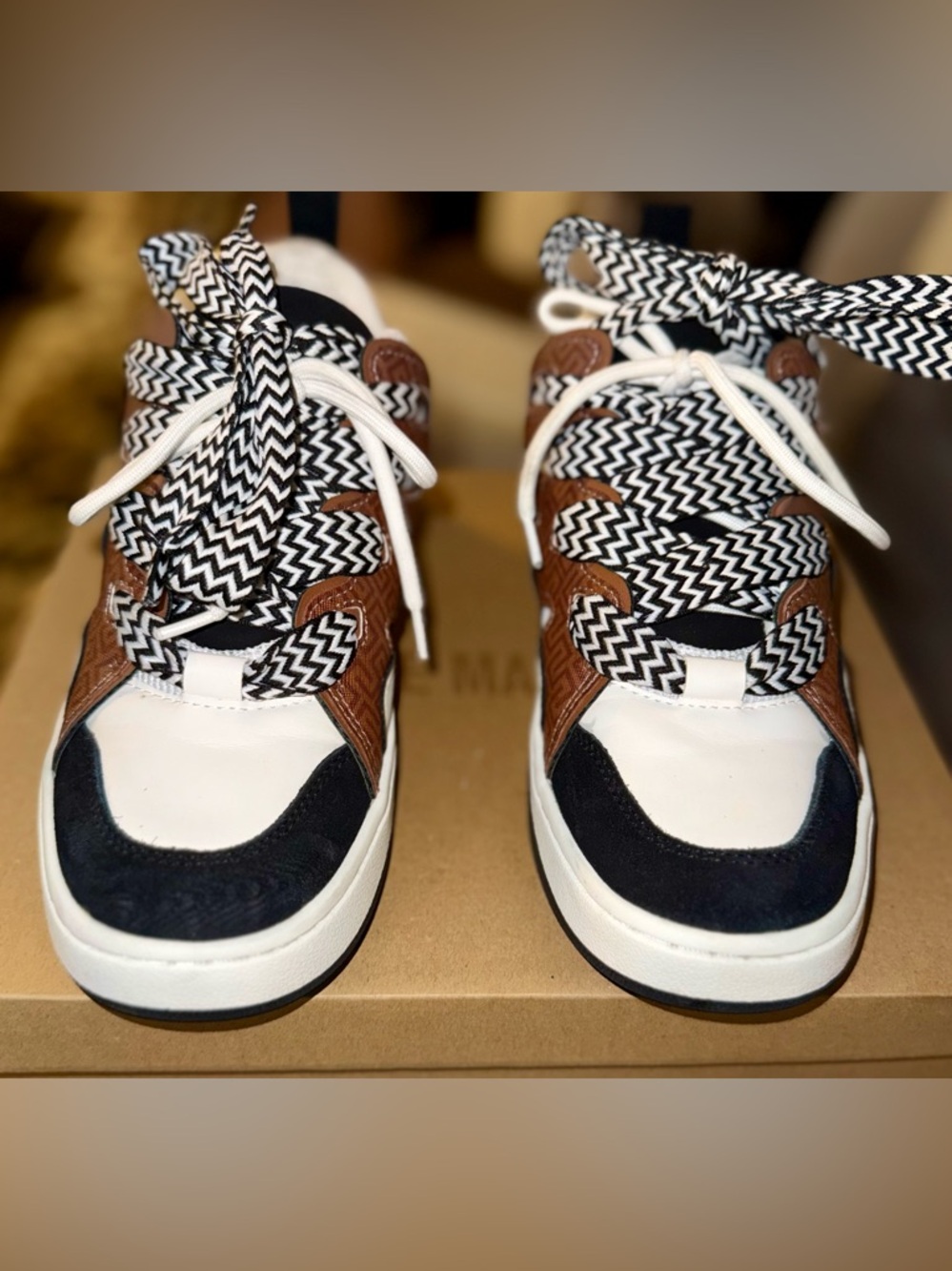 Pre-Loved Steven Madden Women’s Fashion Sneakers in Black, White & Brown